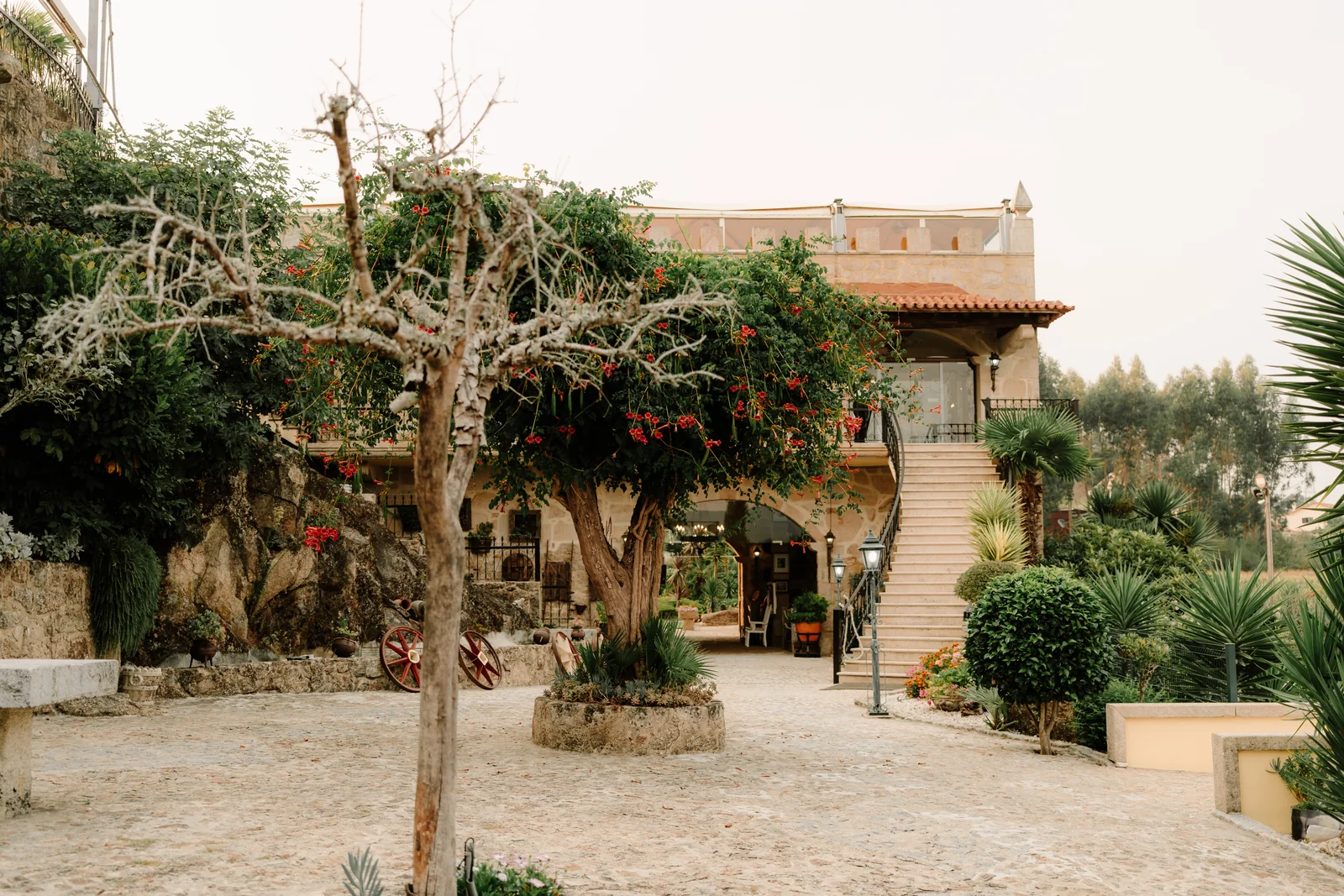 Espaço exterior da Quinta do Ribeiro para eventos à medida